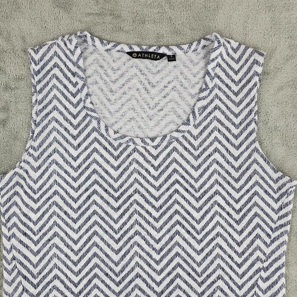 Athleta shirt womens small scoop neck sleeveless blouse chevron allover print - Picture 2 of 12